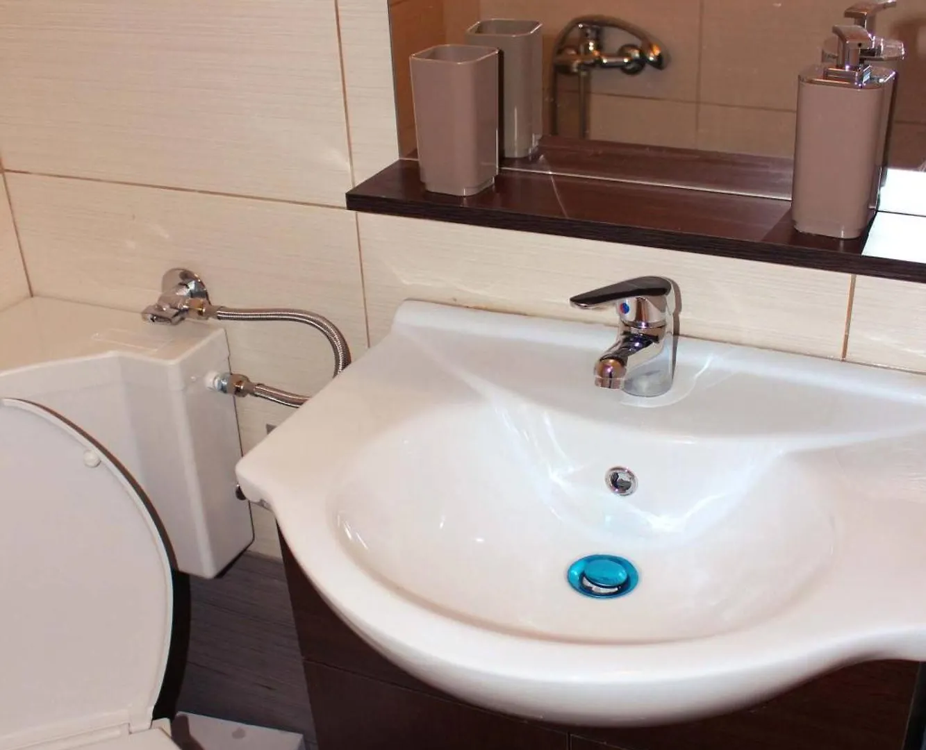 Amazing Studio Next To Center 10 Minutes Walk No1 Thessaloniki Apartment